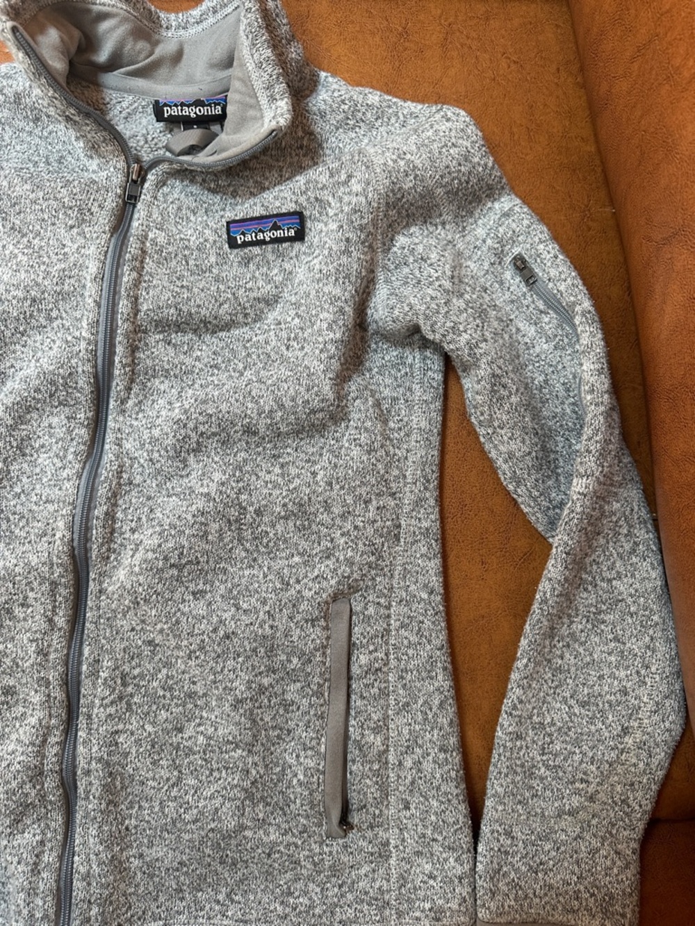 Patagonia Women's Heather Gray Full-Zip Fleece Jacket - Picture 3 of 3